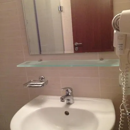 In Belmont Aparthotel *